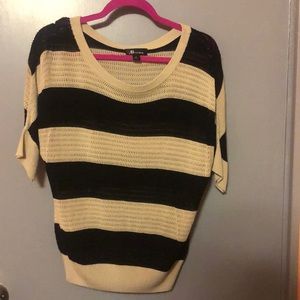 Cute Juniors Short Sleeved Sweater